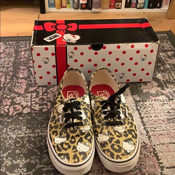 hello kitty leopard vans